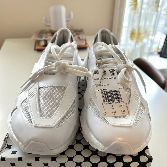 NWT Adidas Stella McCartney UltraBoost 22 Sneakers - Purple Accents - Picture 6 of 9